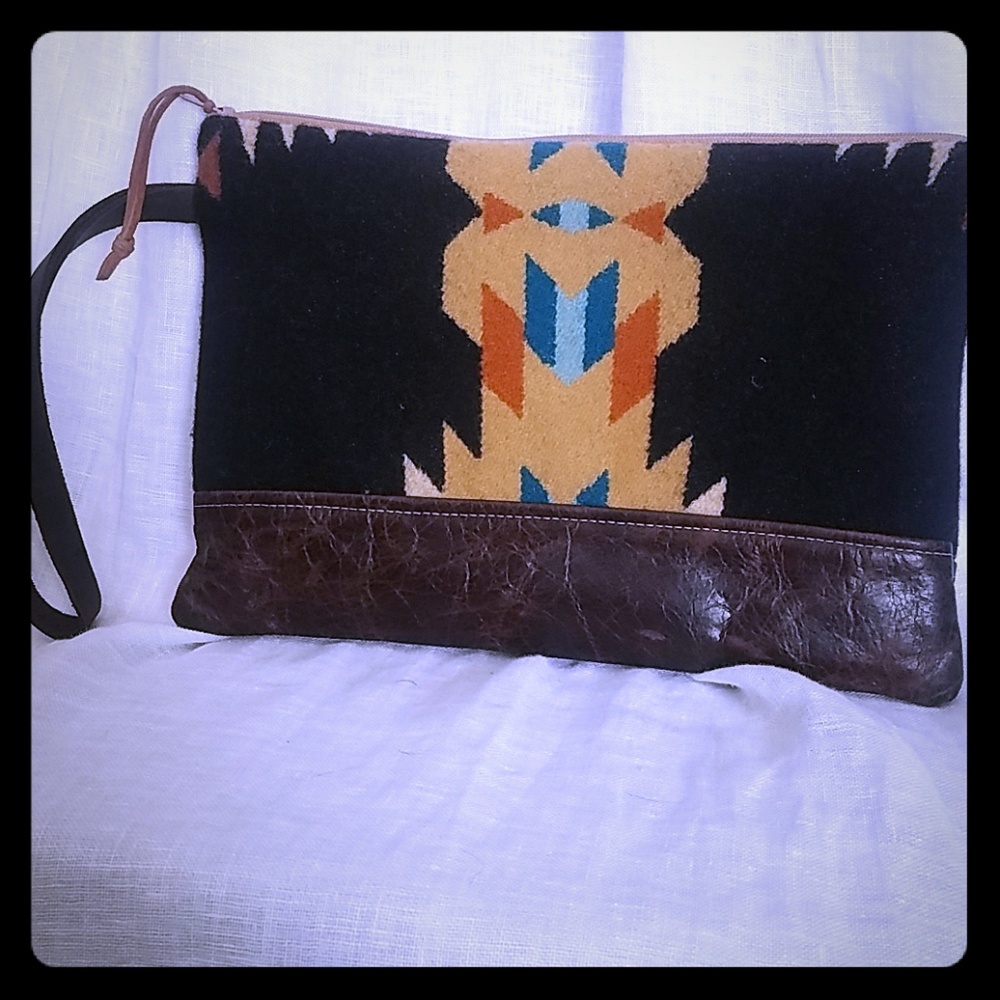 Tribal clutch
